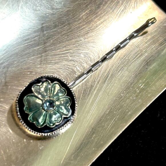 Vintage Enamel Clover Bobby Pin with Rhinestone Center - Picture 5 of 8